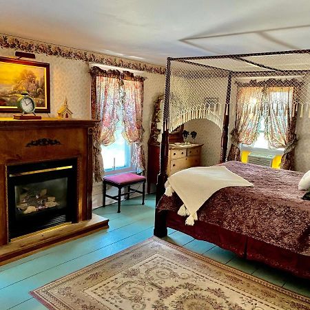 The Bella Ella Bed And Breakfast Canandaigua Dış mekan fotoğraf