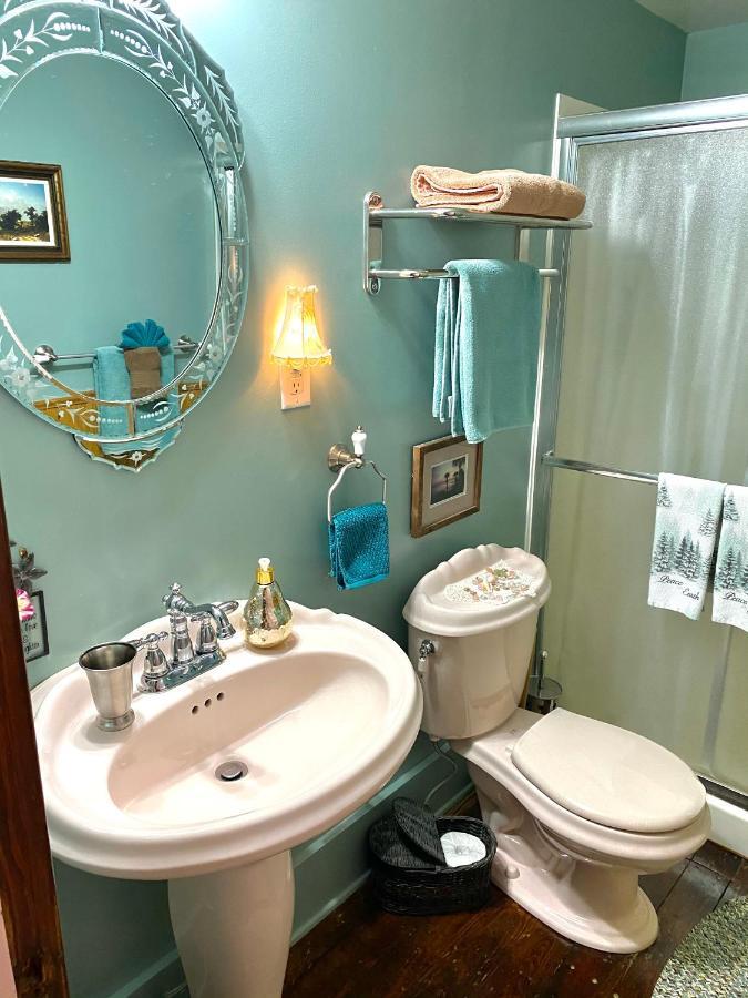The Bella Ella Bed And Breakfast Canandaigua Dış mekan fotoğraf