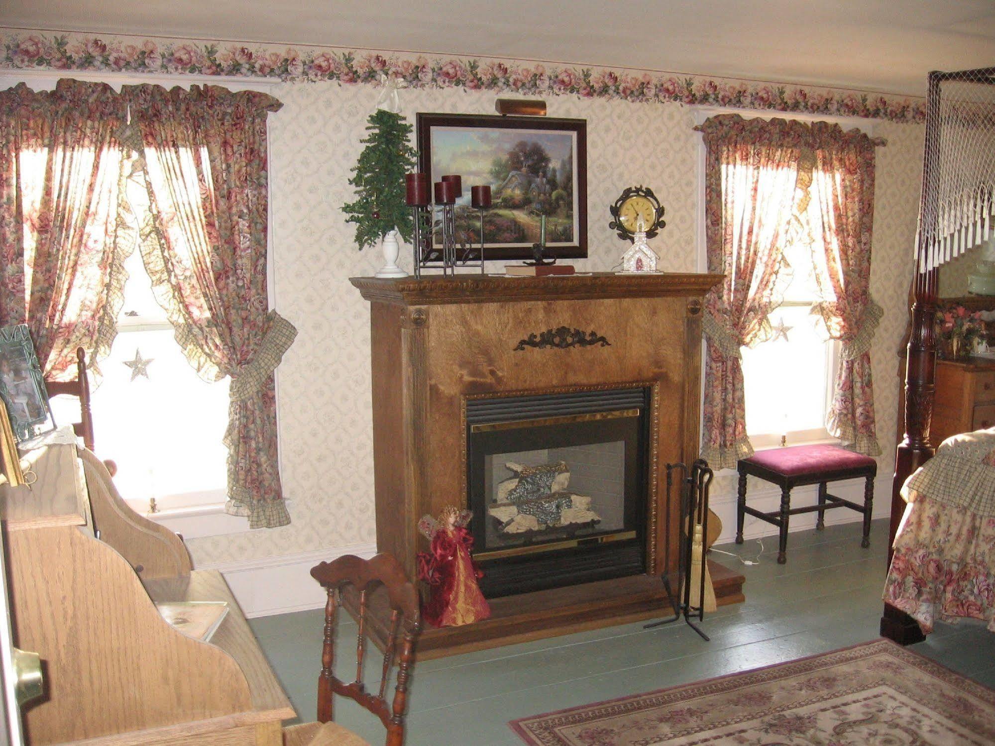 The Bella Ella Bed And Breakfast Canandaigua Dış mekan fotoğraf